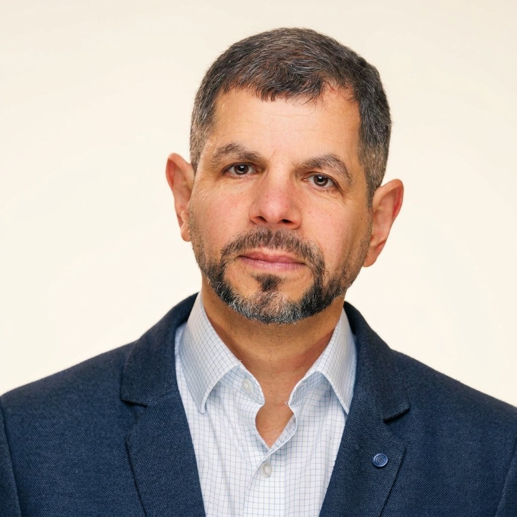 Лев Файнглоз — преподаватель курса Excel по-взрослому